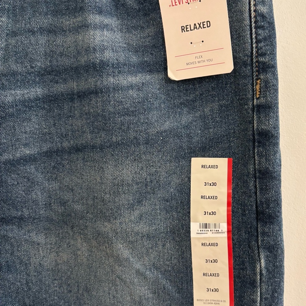 Signature by Levi Strauss Men's Relaxed Blue Jeans / SIZE W31 L 30